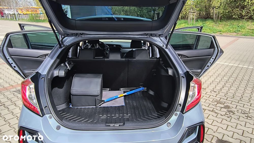 Honda Civic 1.5 i-VTEC Turbo CVT Sport - 13