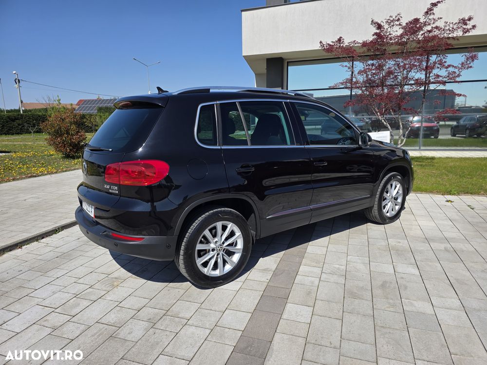Volkswagen Tiguan 2.0 TDI DPF 4Motion BlueMotion Technology DSG Exclusive - 20