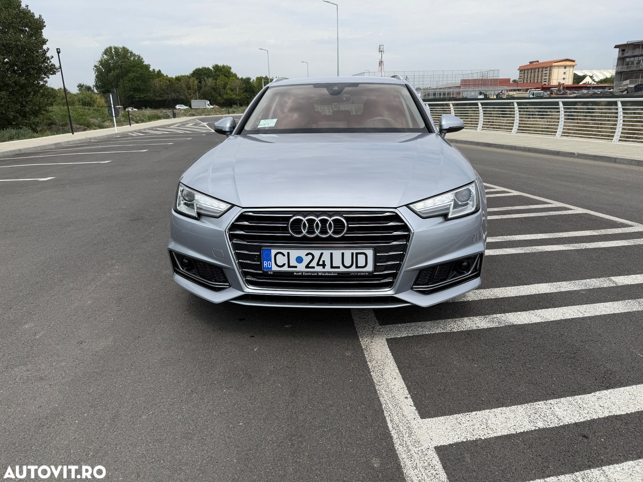 Audi A4 Avant 2.0 TDI S tronic Design - 2