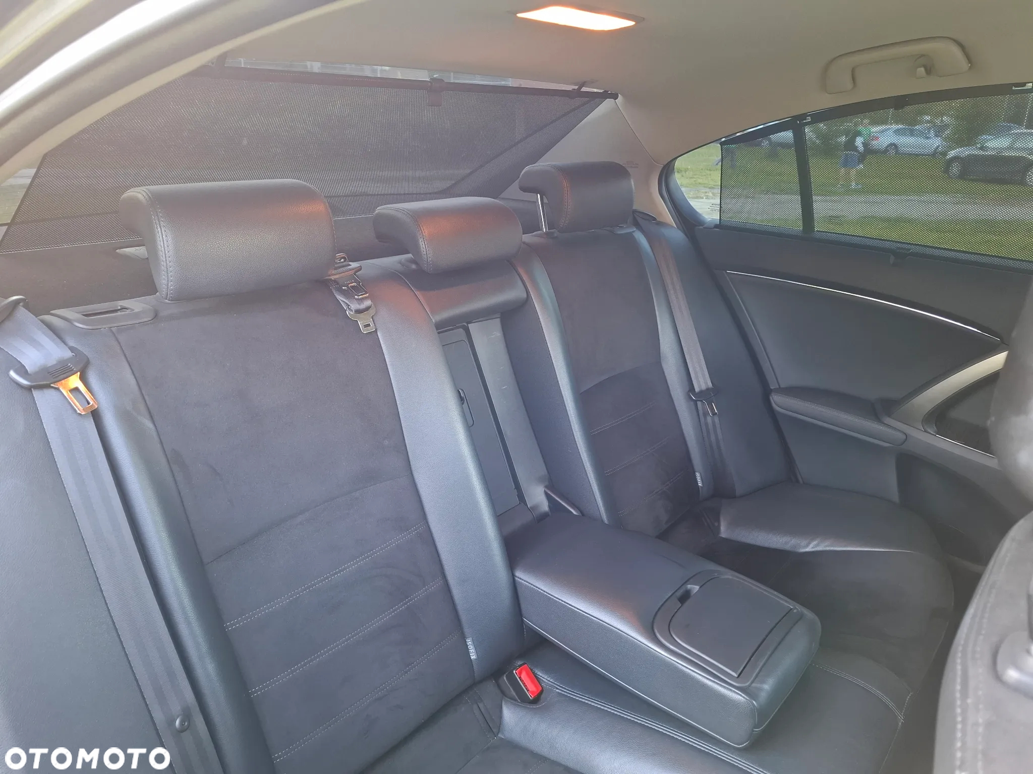 Toyota Avensis 1.8 Prestige MS - 15