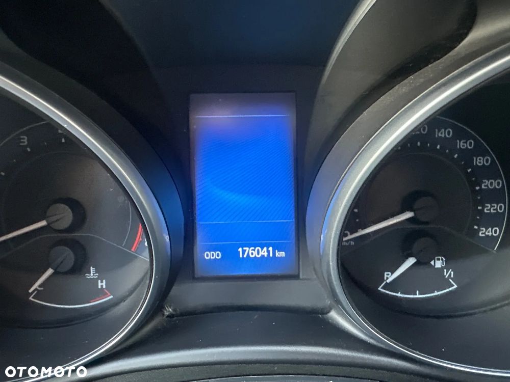 Toyota Auris 1.6 Prestige - 18