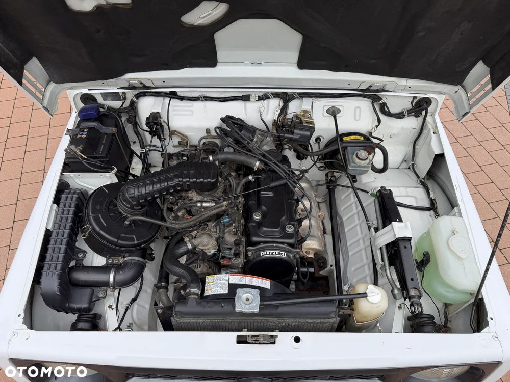 Suzuki Samurai 1.3 JX Canvas Top Special - 36