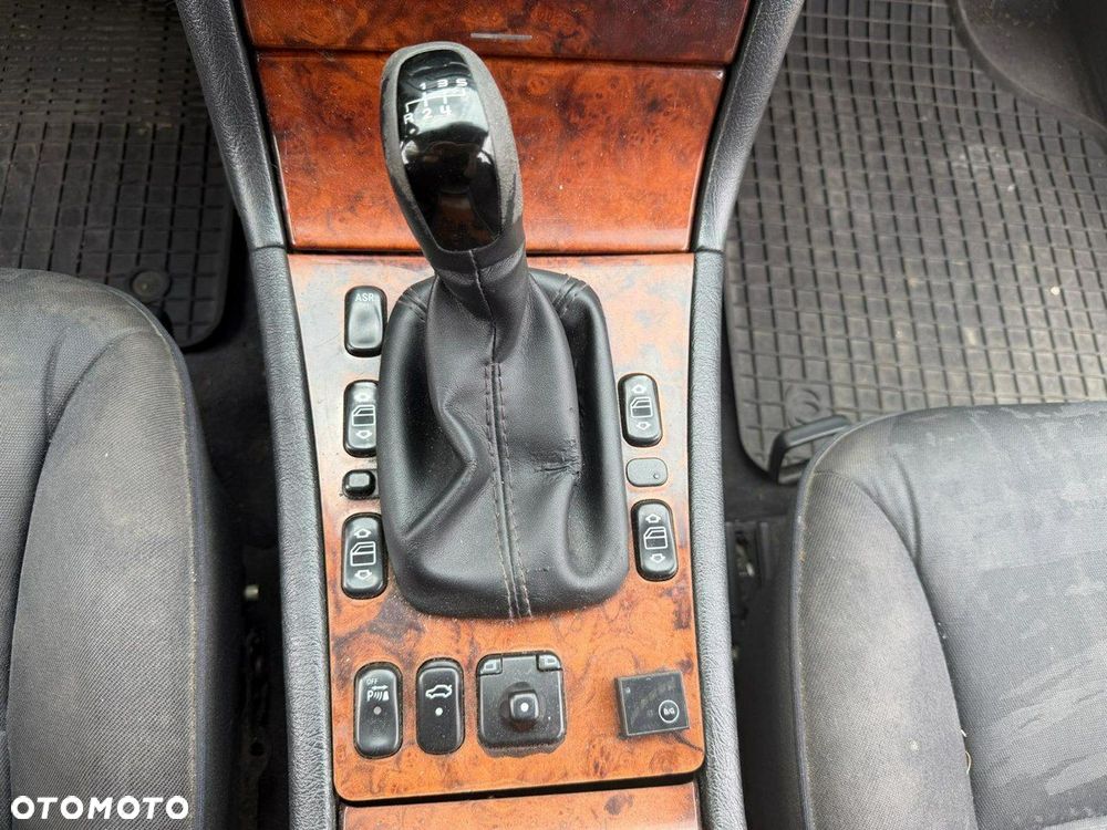 Mercedes-Benz Klasa E 200 Kompressor Elegance - 8