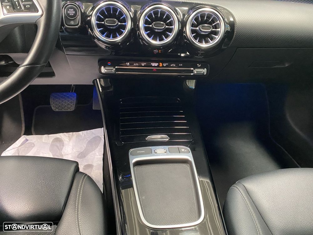 Mercedes-Benz A 200 Progressive Aut. - 13