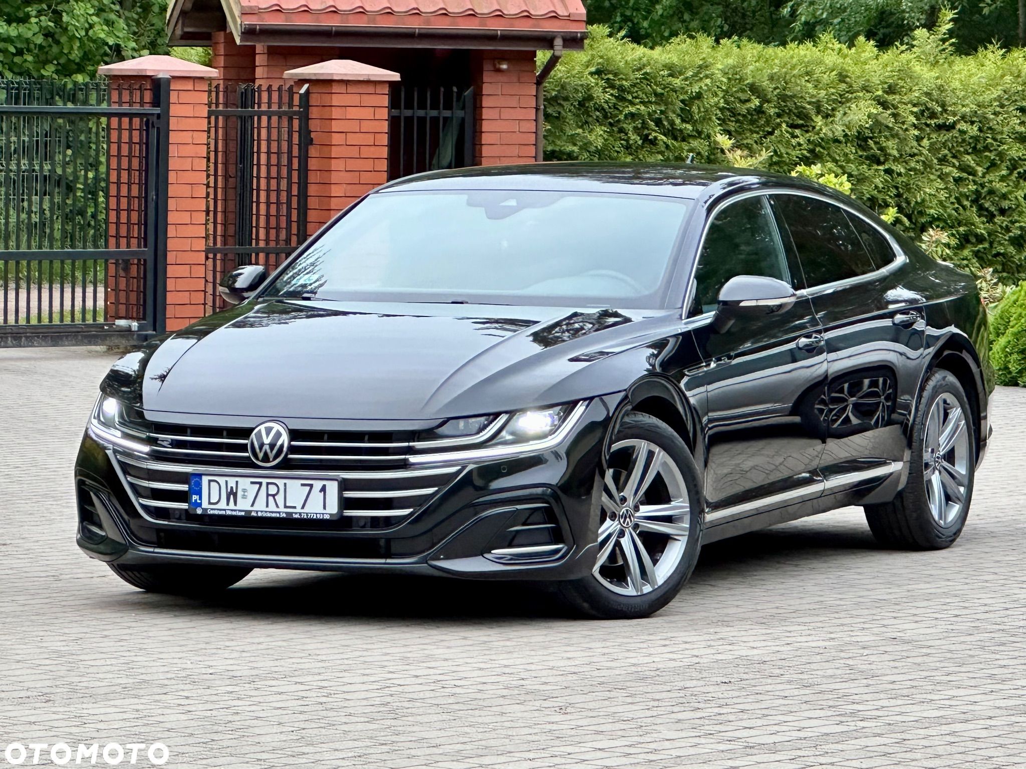 Volkswagen Arteon 2.0 TDI R-Line DSG - 1