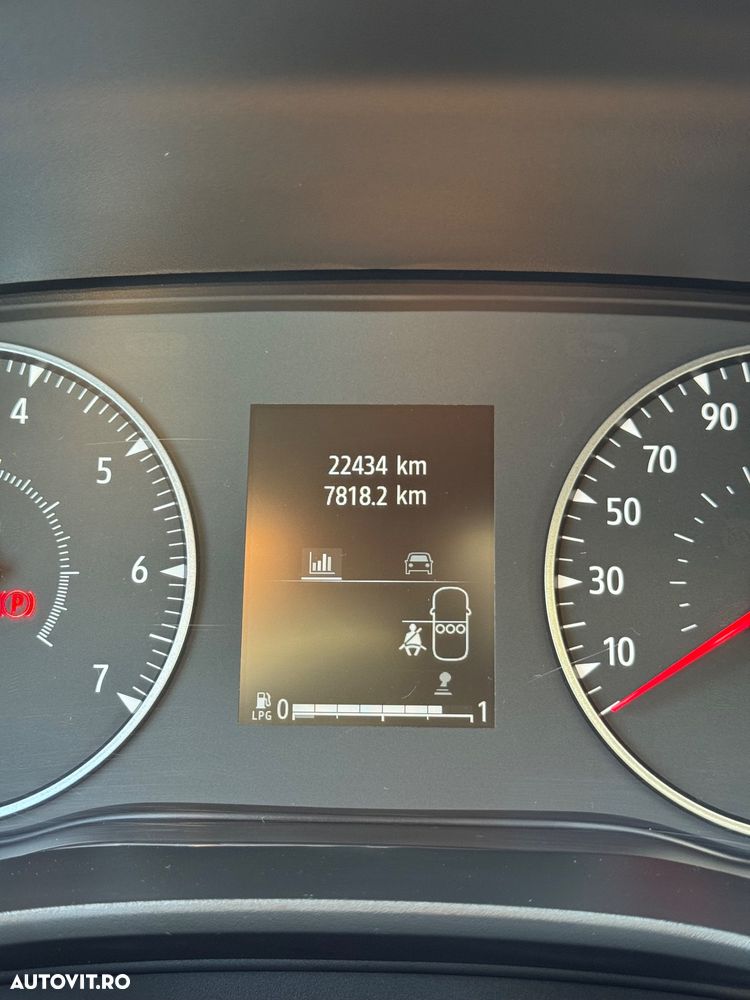 Dacia Logan ECO-G 100 MT6 Expression - 10