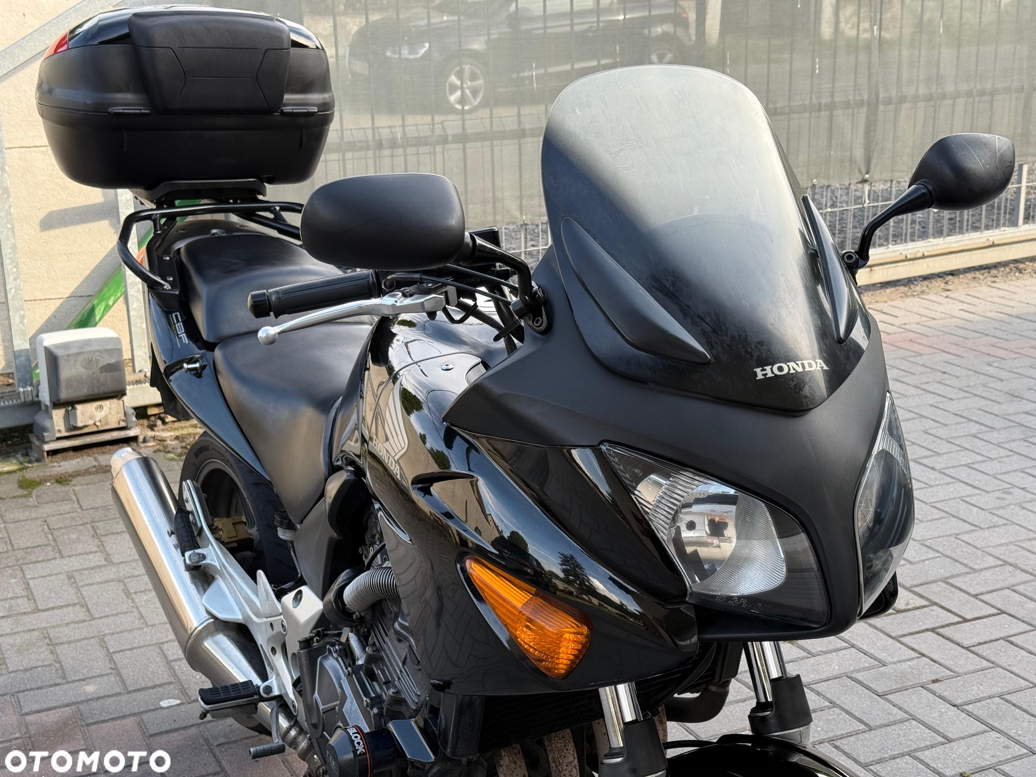 Honda CBF - 16