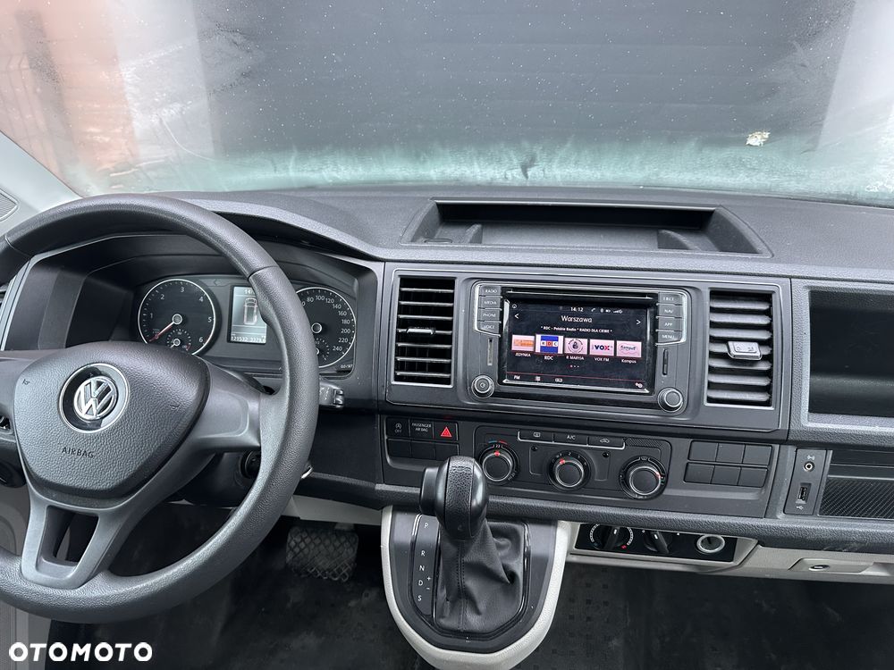 Volkswagen Transporter - 2