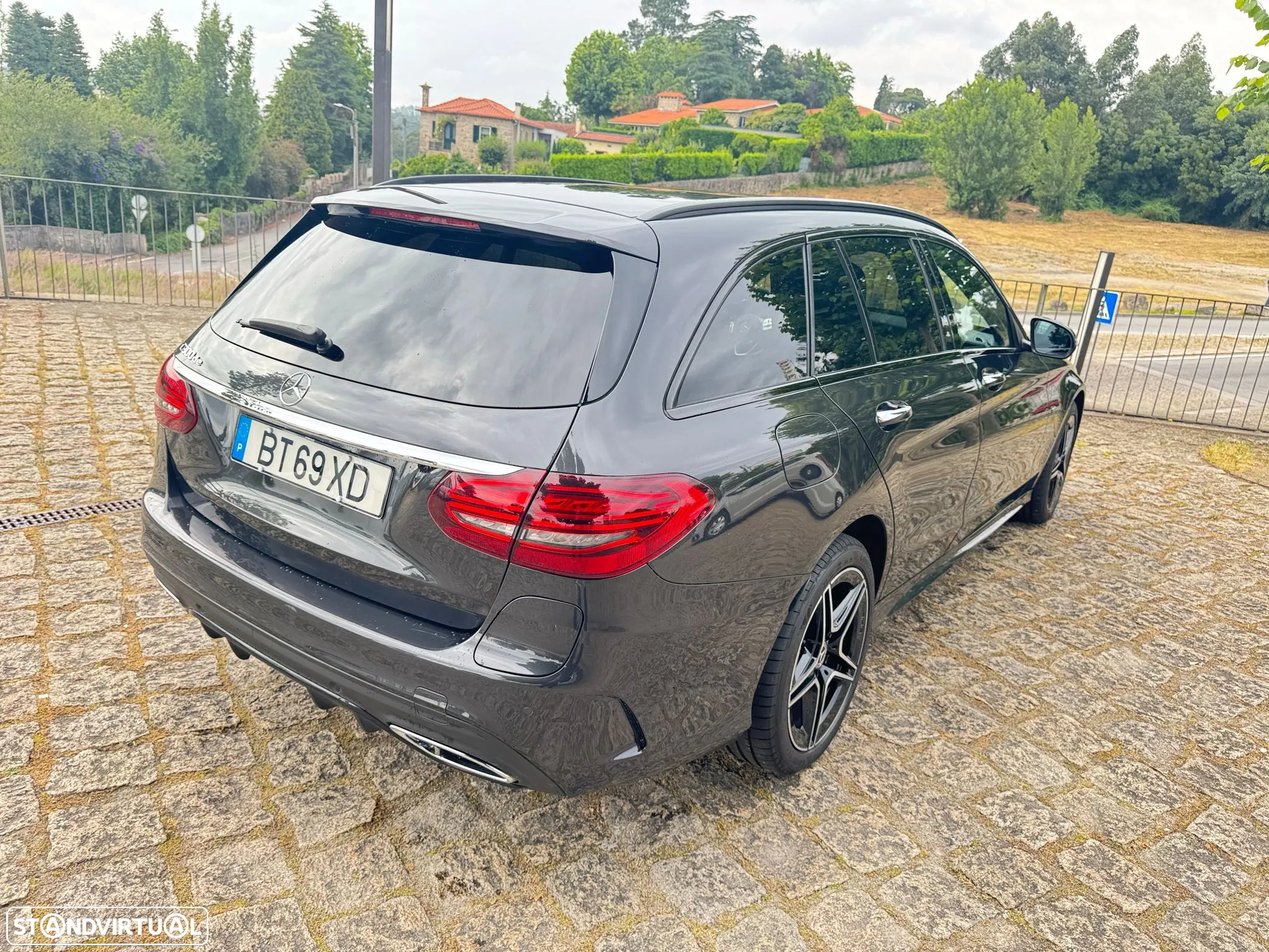 Mercedes-Benz C 300 de AMG Line - 11
