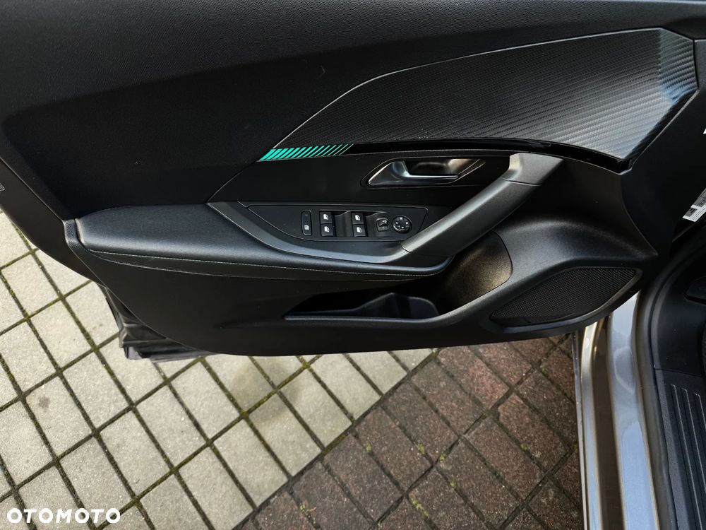 Peugeot 2008 PureTech 130 EAT8 Allure - 10