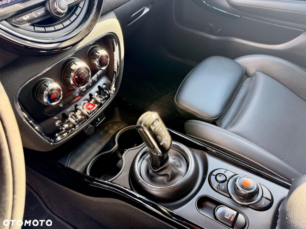 MINI Clubman Cooper D - 6