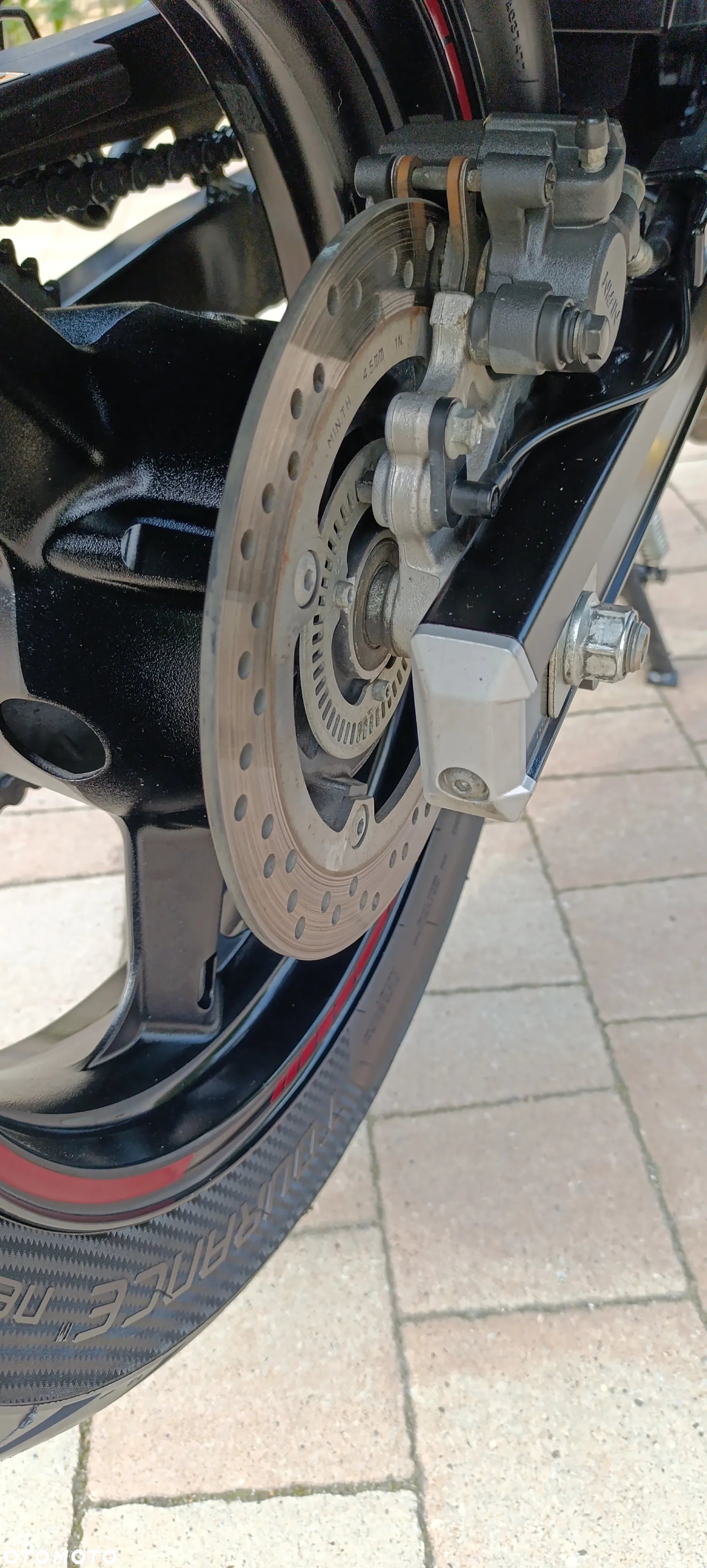 Suzuki V-STROM - 23