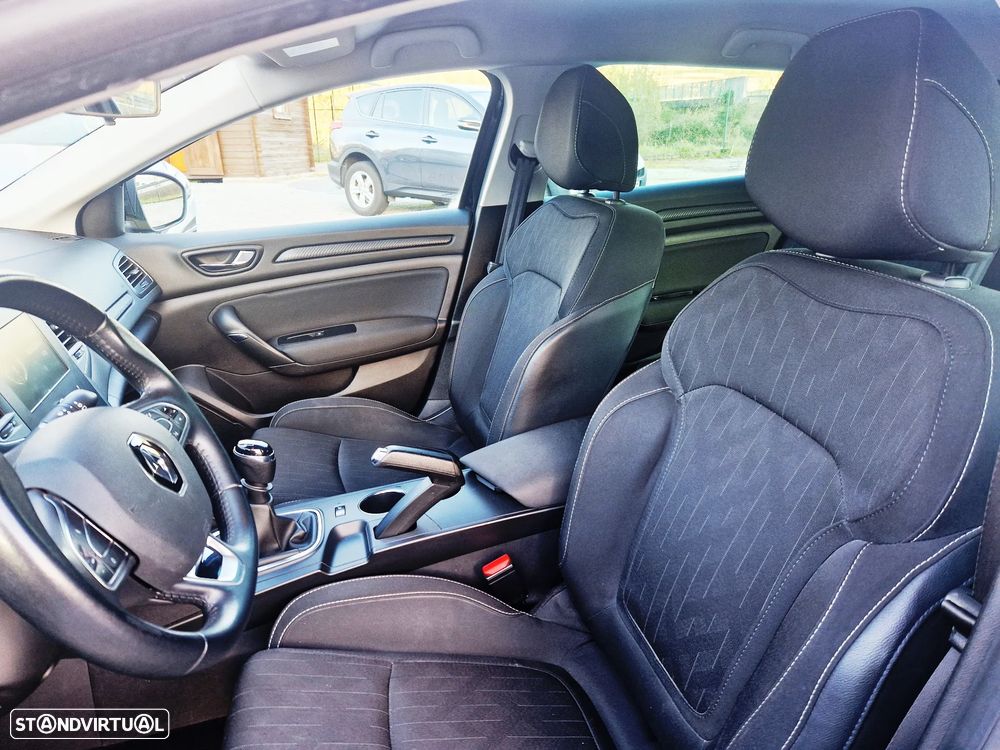 Renault Mégane Sport Tourer 1.5 Blue dCi Limited - 6