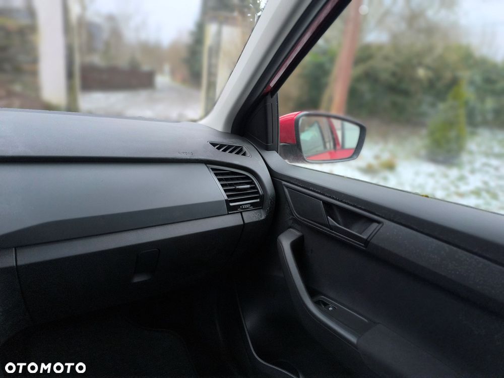 Skoda Fabia 1.0 TSI Active - 10