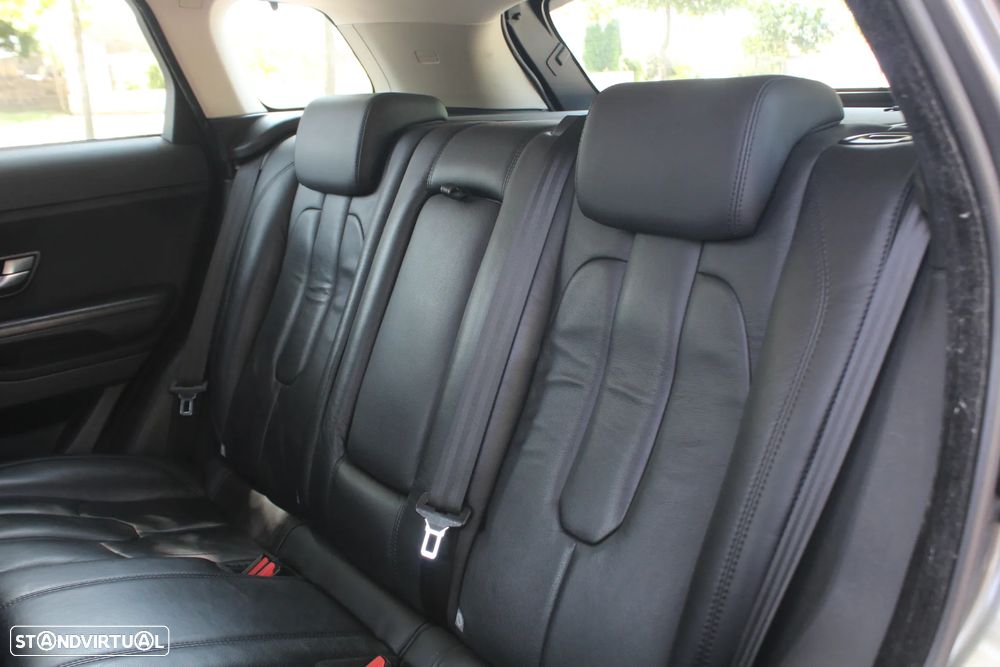Land Rover Range Rover Evoque 2.2 eD4 Dynamic - 35