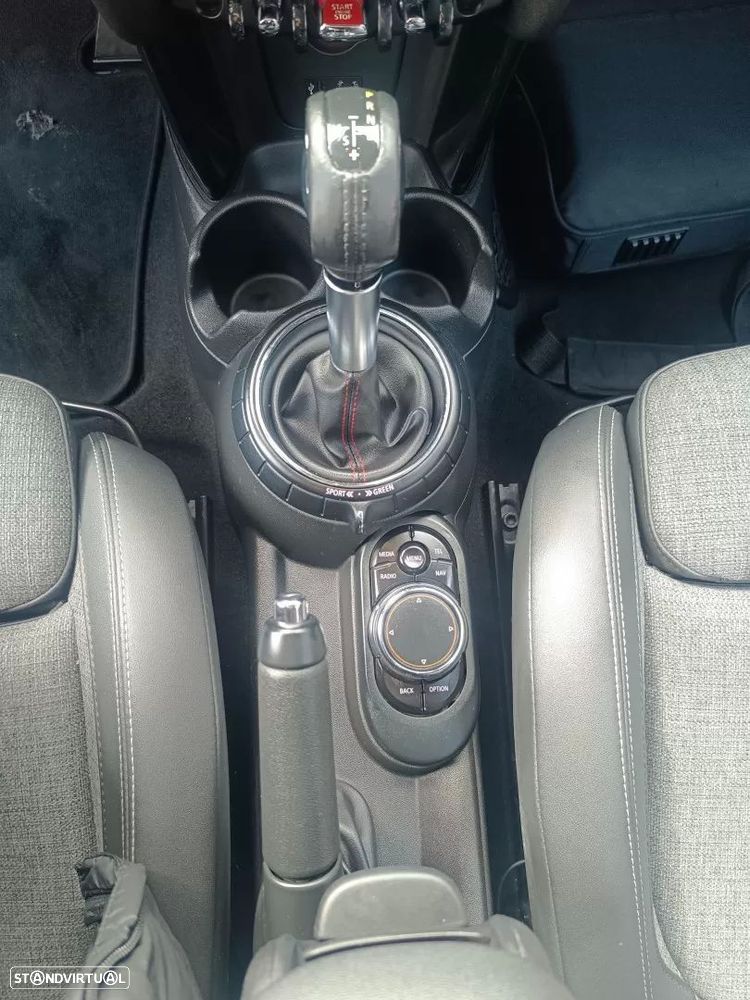 MINI 3 Portas Cooper S Aut. - 27
