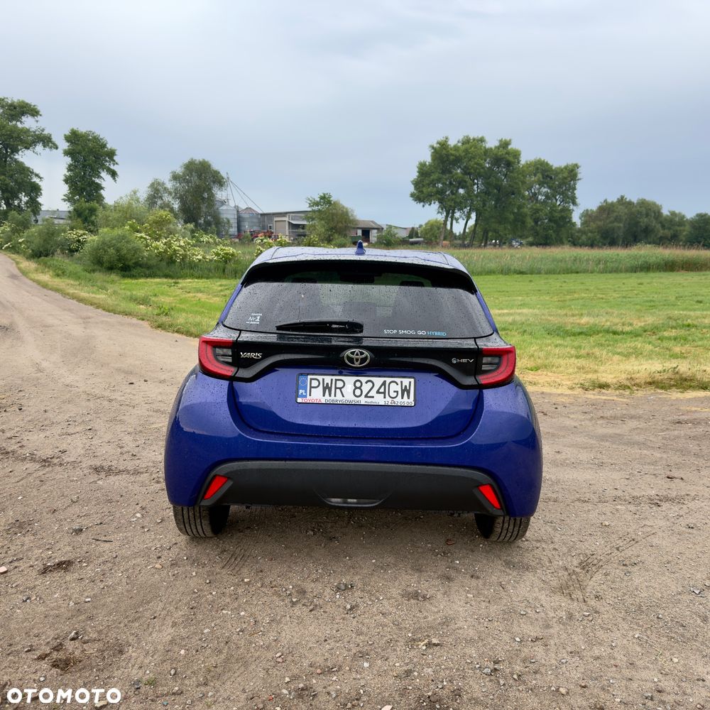 Toyota Yaris Hybrid 1.5 Style - 10