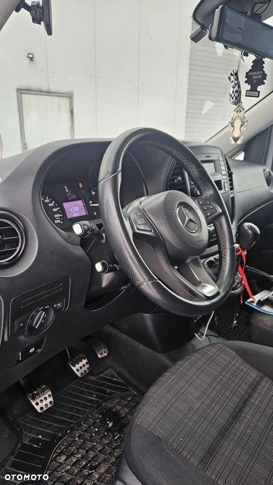 Mercedes-Benz Vito Tourer Base 447.701 - 18