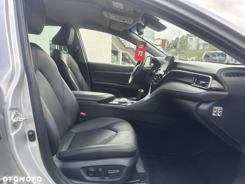 Toyota Camry 2.5 Hybrid Executive CVT - 15