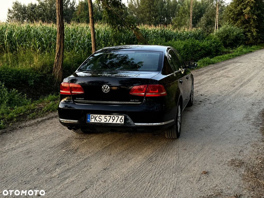 Volkswagen Passat 2.0 TDI Comfortline - 7