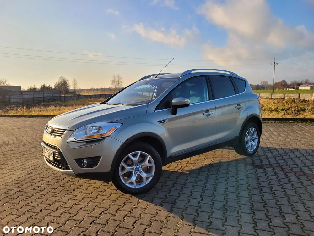 Ford Kuga 2.0 TDCi 2x4 Titanium - 5