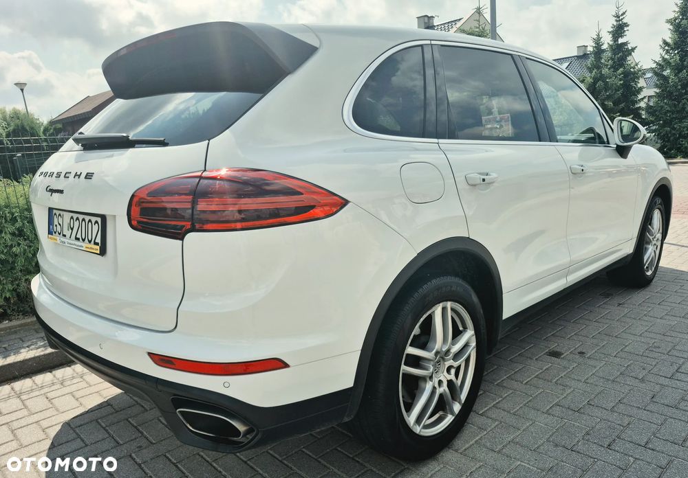 Porsche Cayenne Standard - 8