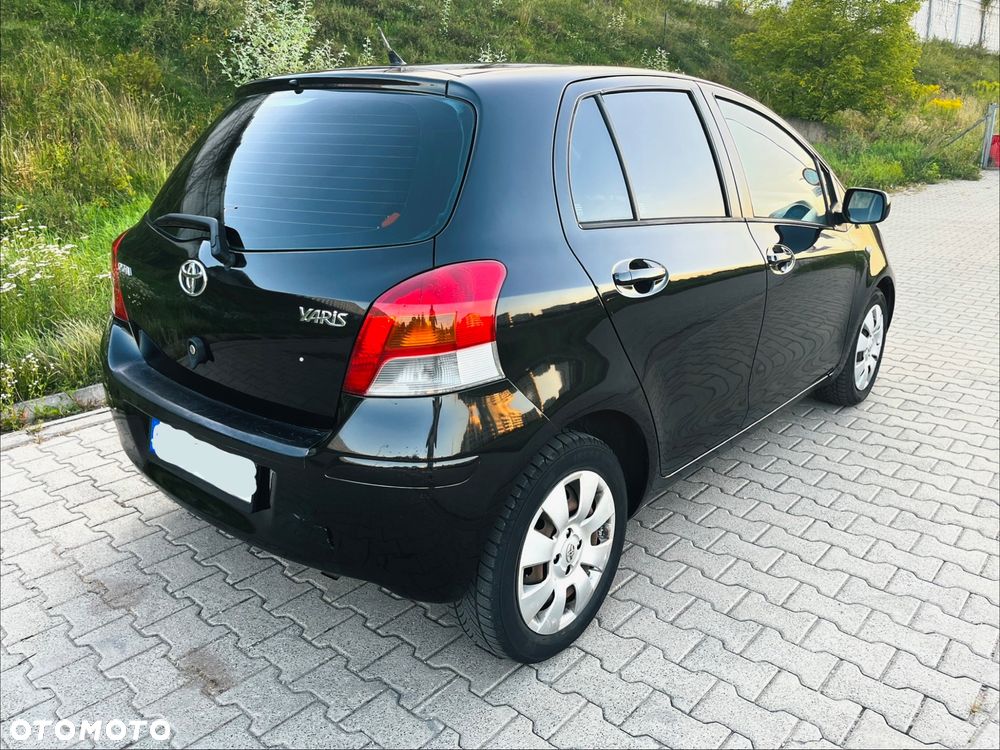Toyota Yaris 1.0 Luna A/C - 5