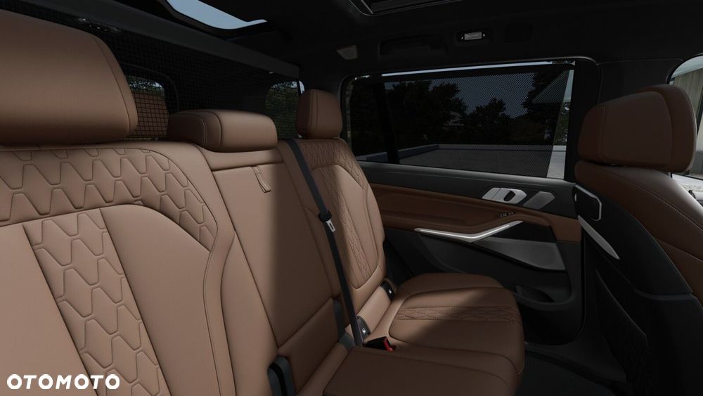 BMW X7 - 12