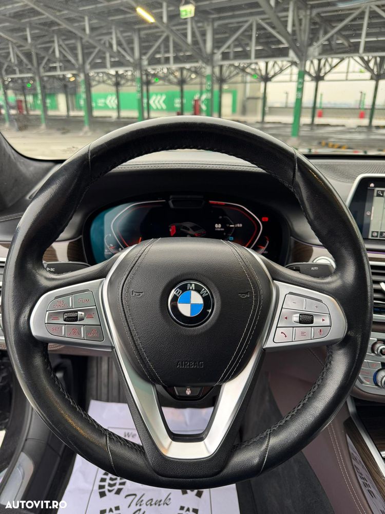 BMW Seria 7 740d xDrive - 13
