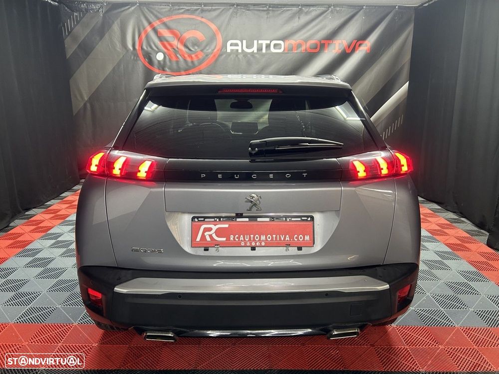 Peugeot 2008 1.2 PureTech Allure EAT8 - 5