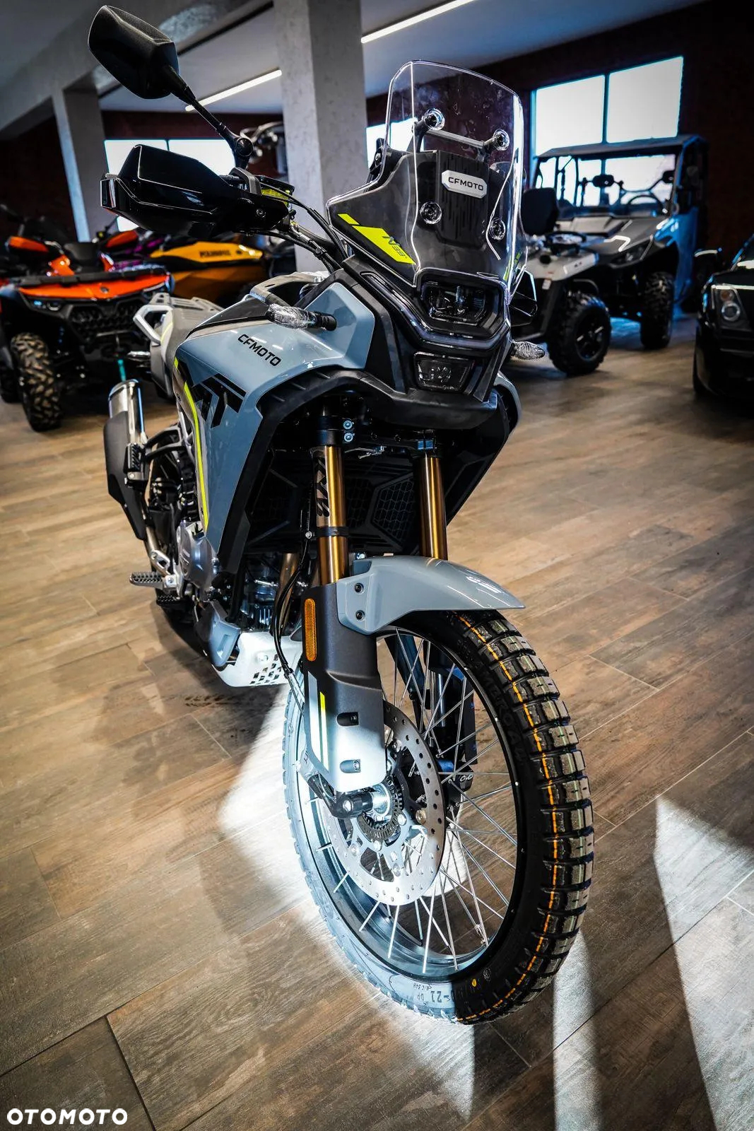 CFMoto MT