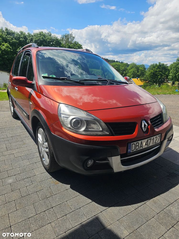 Renault Scenic 1.9 dCi FAP Conquest - 3