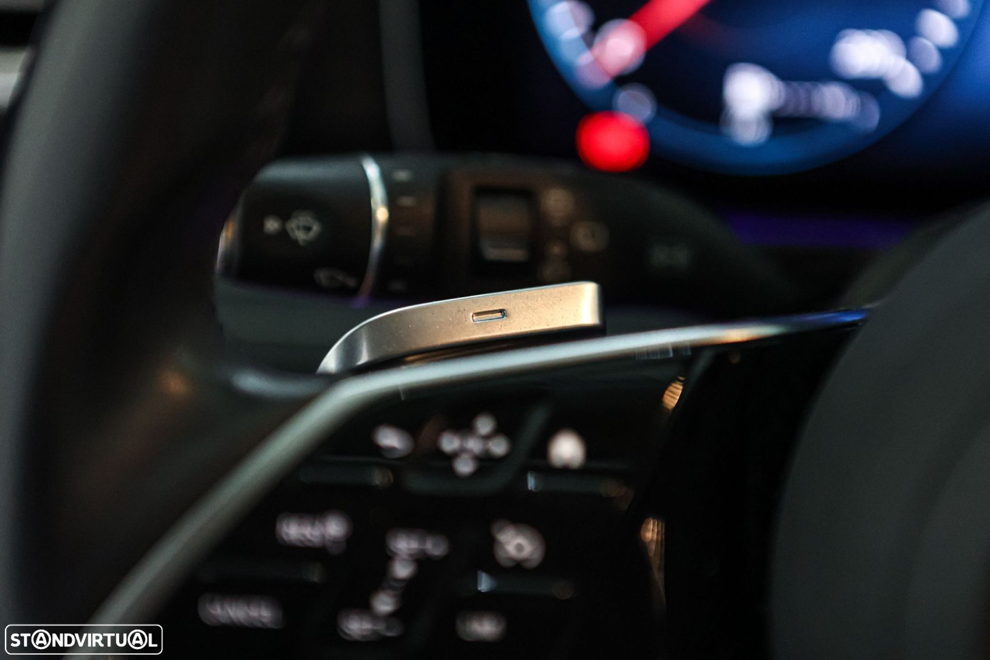 Mercedes-Benz E 300 de Exclusive Line 4Matic - 26