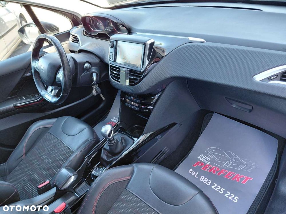 Peugeot 2008 - 12