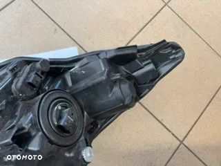 LAMPA PRZÓD PRAWA TOYOTA AYGO II - 8
