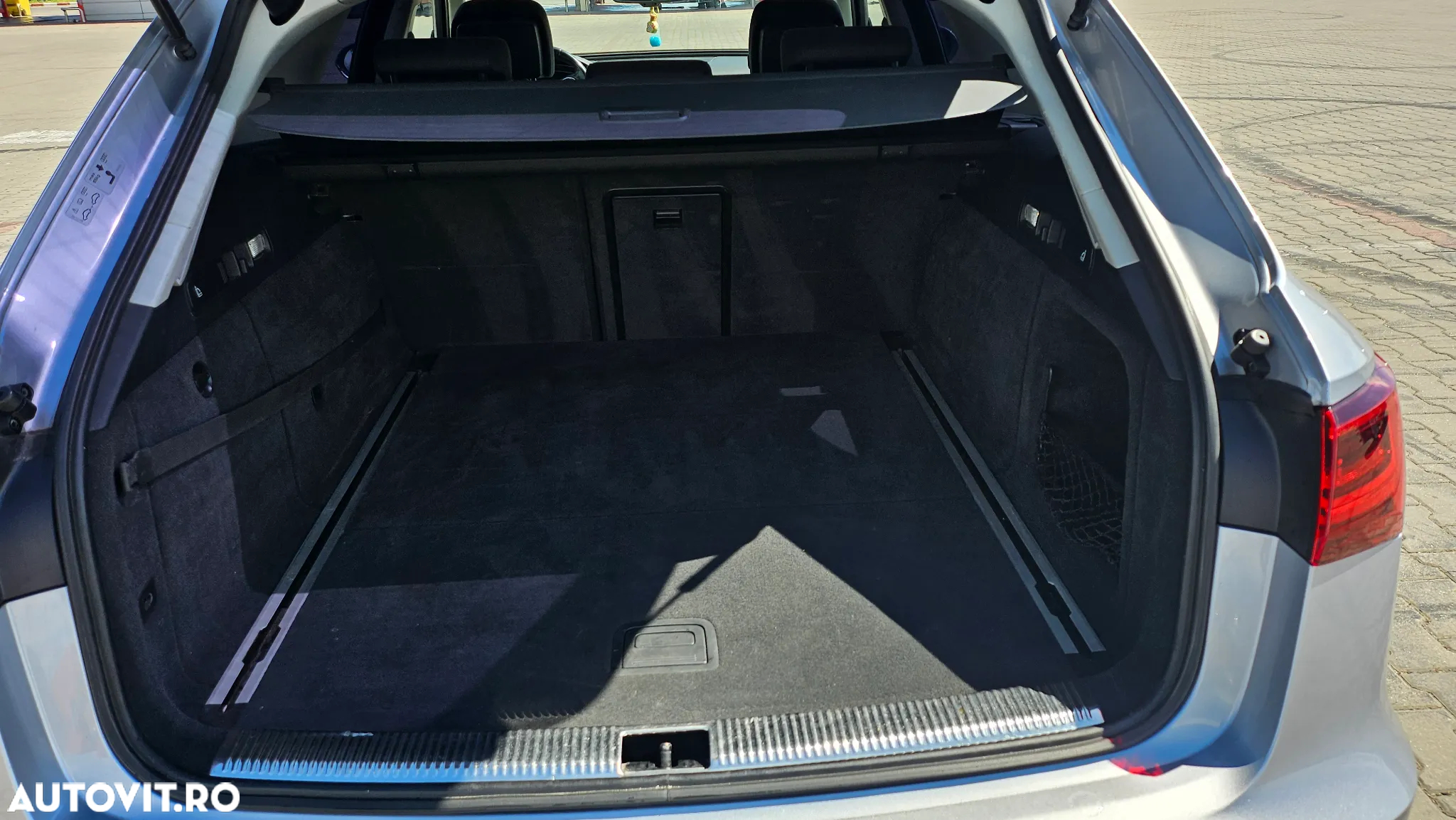 Audi A6 Avant 2.0 TDI Ultra DPF S tronic - 12