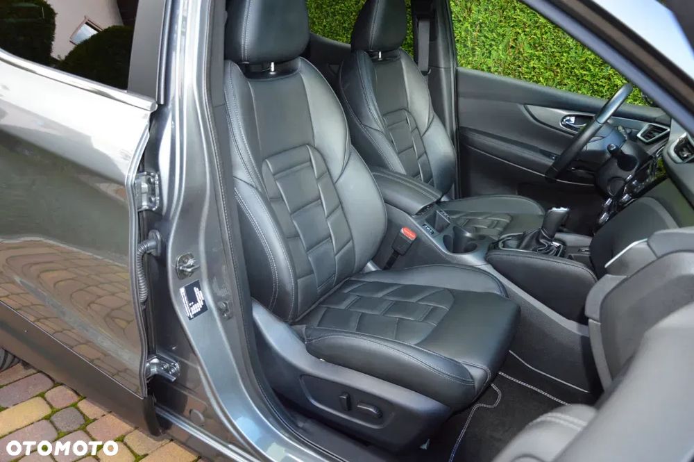 Nissan Qashqai 1.3 DIG-T DCT TEKNA+ - 27