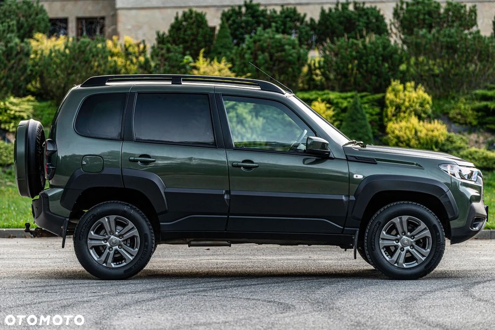 Lada Niva - 18