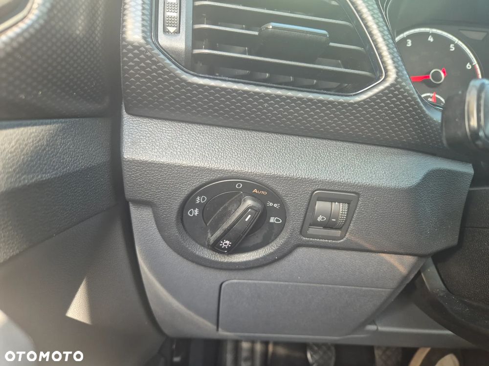 Volkswagen T-Cross 1.0 TSI Life - 8