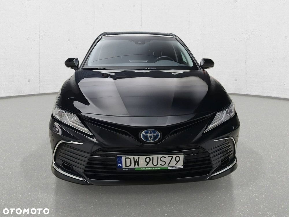 Toyota Camry - 3