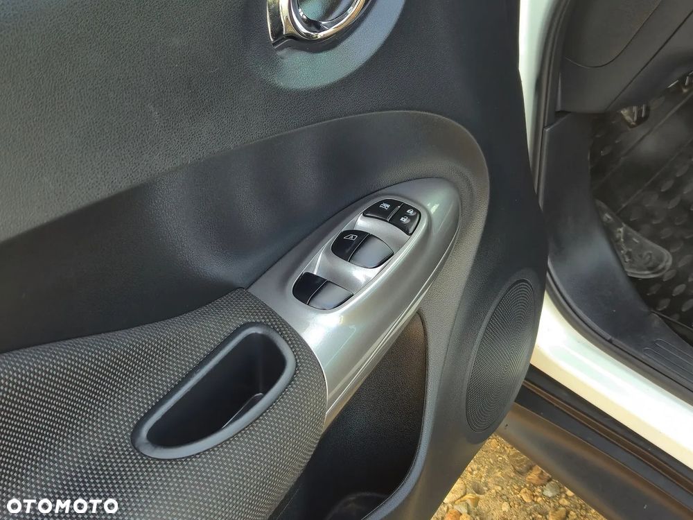 Nissan Juke 1.6 Start/Stop Tekna - 25