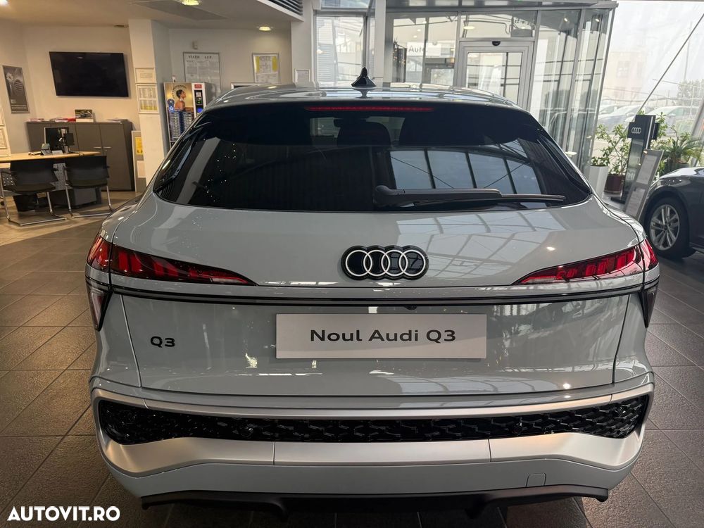 Audi Q3 Sportback 2.0 35 TDI S tronic S Line - 14