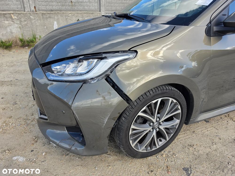 Toyota Yaris Hybrid 1.5 Executive - 24