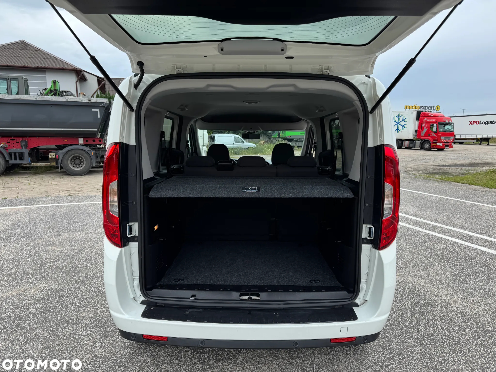 Fiat Doblo 1.4 T-Jet 16V Dynamic - 7
