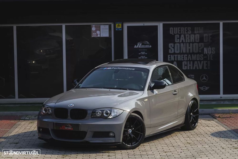 BMW 118 d Pack M - 5