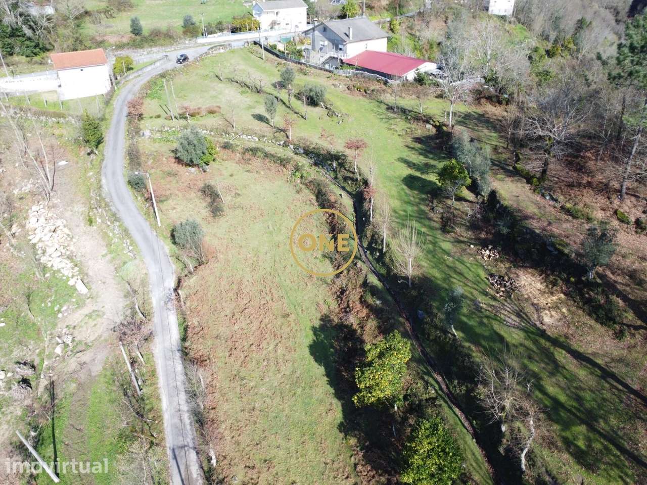 Terreno em Valdreu – Vila Verde - Grande imagem: 3/28