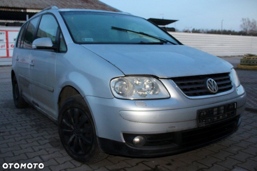 VW Touran 1T 2006 1.9TDI BKC Minivan (MASKA, ZDERZAK, LAMPA, BŁOTNIK, DRZWI, SZYBA, FOTEL) - 2