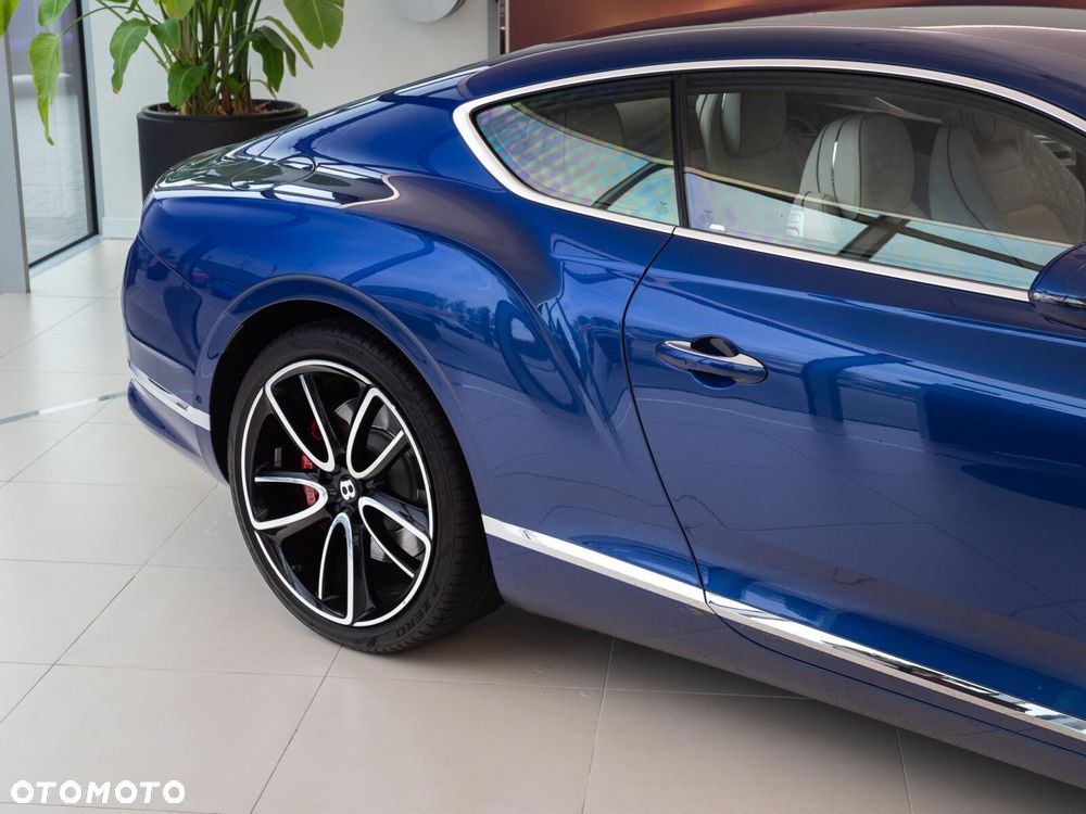 Bentley Continental GT - 7