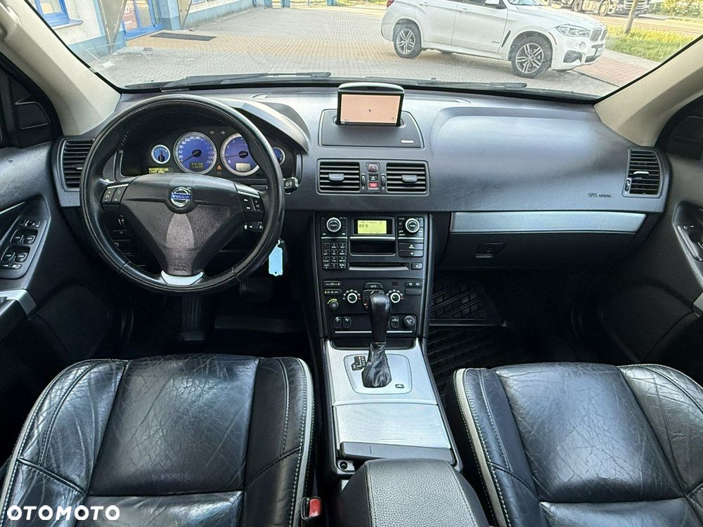 Volvo XC 90 - 8