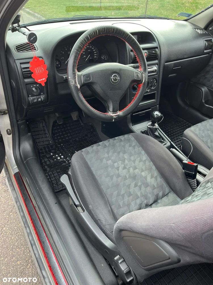 Opel Astra - 3